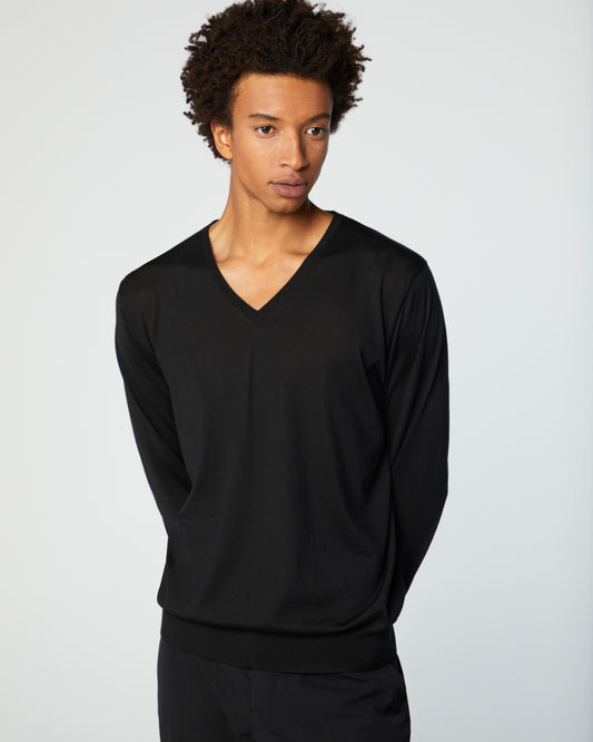 Super-Cashmere Ultralight V-Neck Black Manrico Cashmere